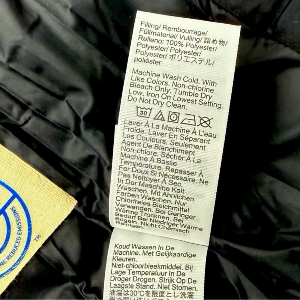 J. Crew Puffer Vest Size Small Black Primaloft Fill Insulated Style #CN06 HO25 - Picture 8 of 10